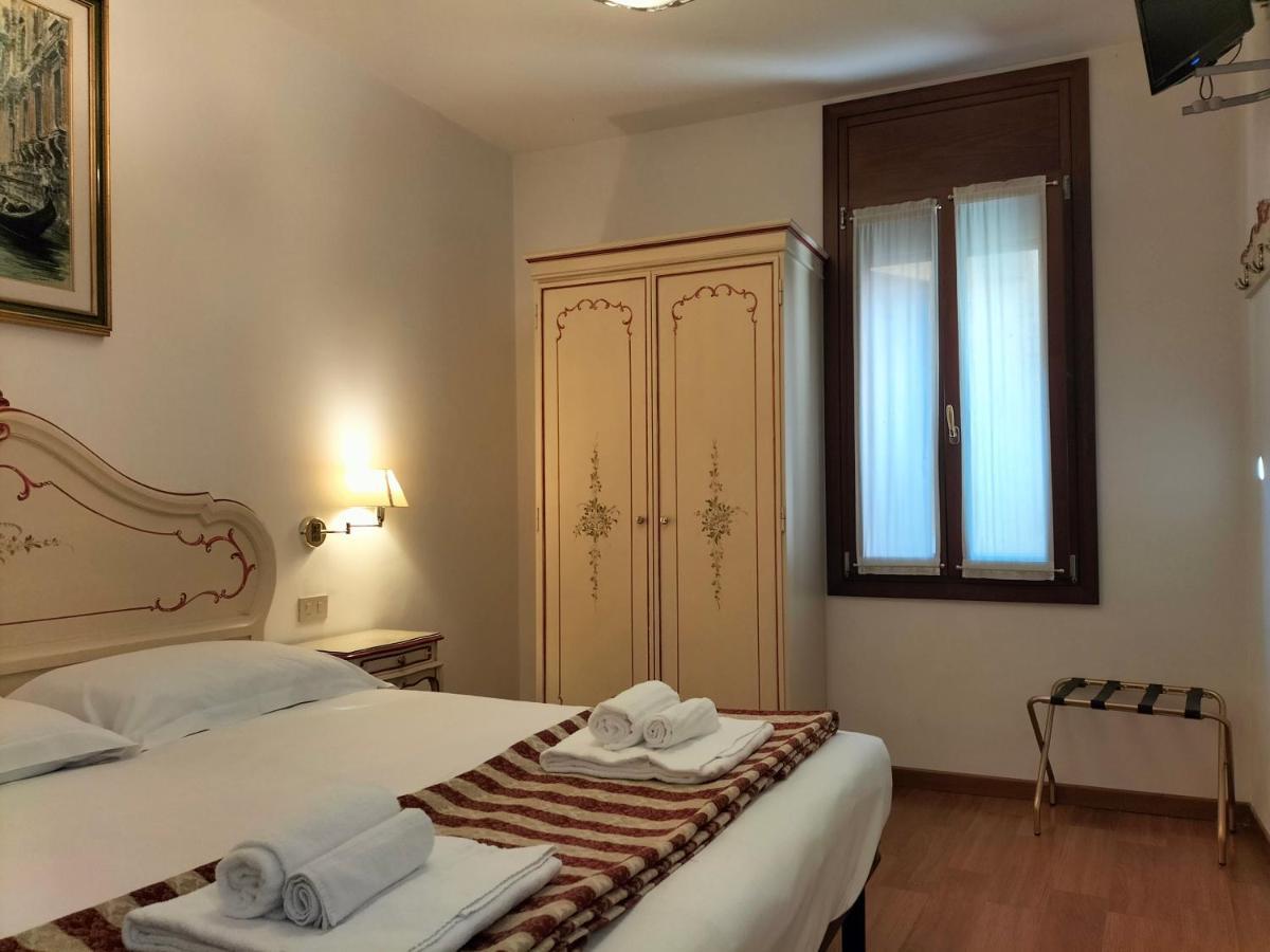 Отель Rialto Experience Венеция Экстерьер фото